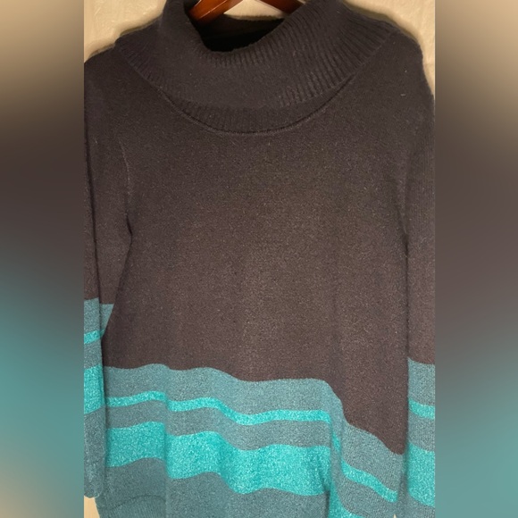 Lane Bryant Women's Navy Blue and Teal Cowl-neck Sweater size 14/16 - Picture 2 of 9
